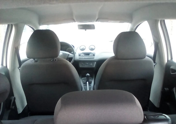 Seat Ibiza cena 27800 przebieg: 91800, rok produkcji 2015 z Garwolin małe 277
